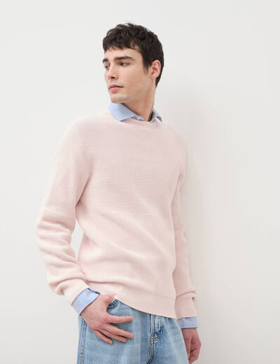 Pull col rond manches longues en coton rose poudr&eacute;e homme