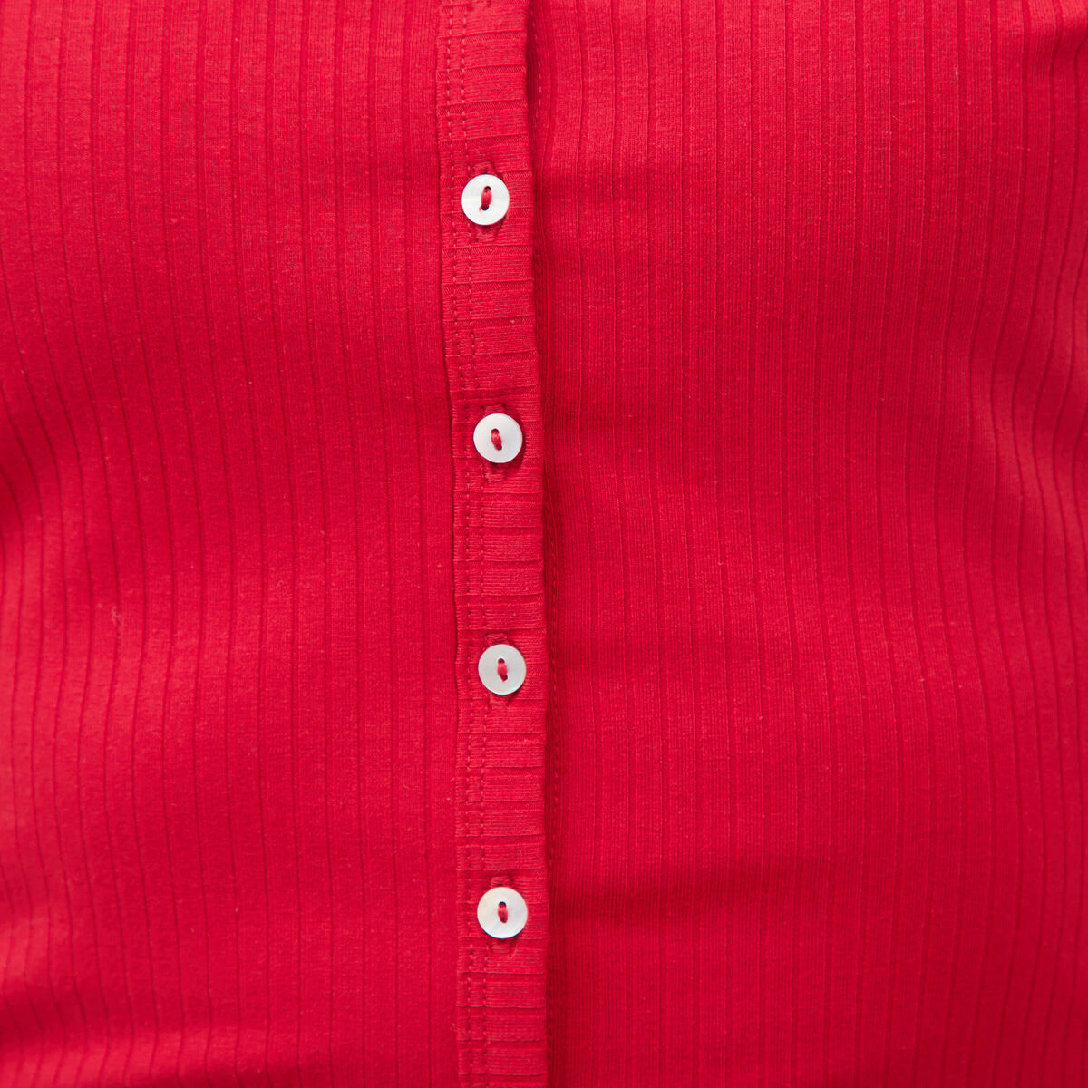 T-shirt c&ocirc;tel&eacute; ajust&eacute; manches courtes rouge femme