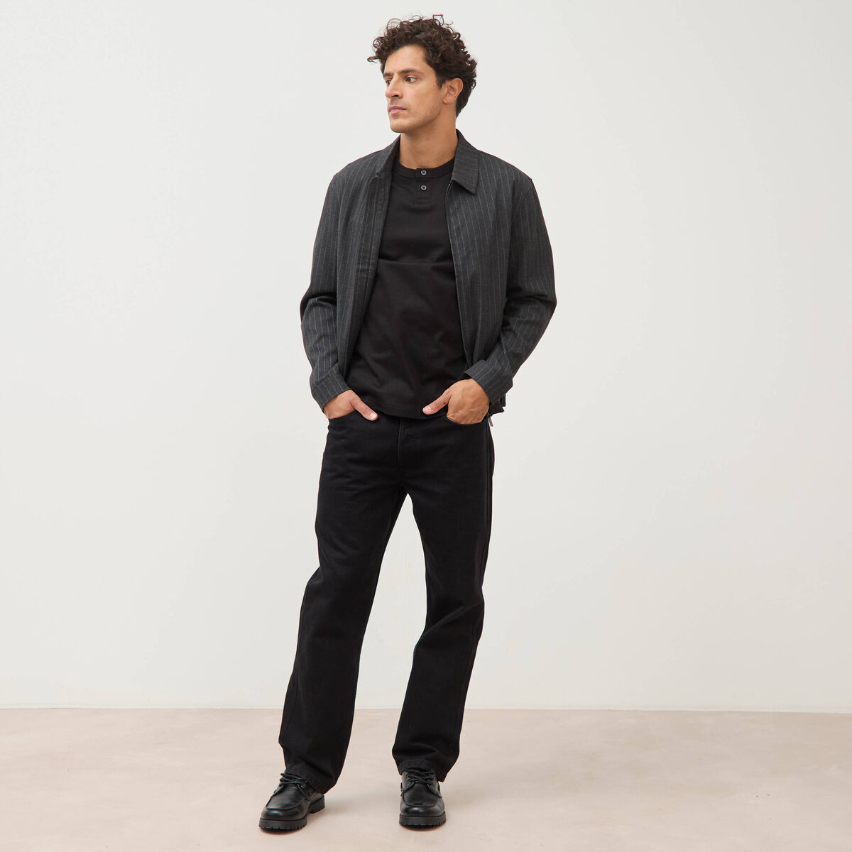 T-shirt col mao manches courtes en coton noir homme