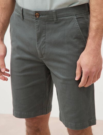 Short vert kaki homme