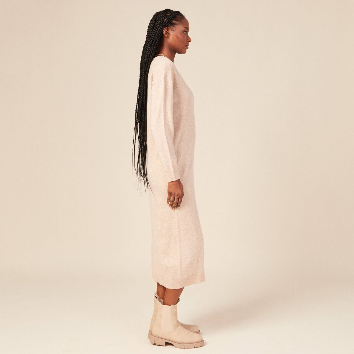 Robe cintr&eacute;e col v manches 3/4 creme femme