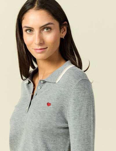 Polo manches longues avec c&oelig;ur brod&eacute; gris clair femme
