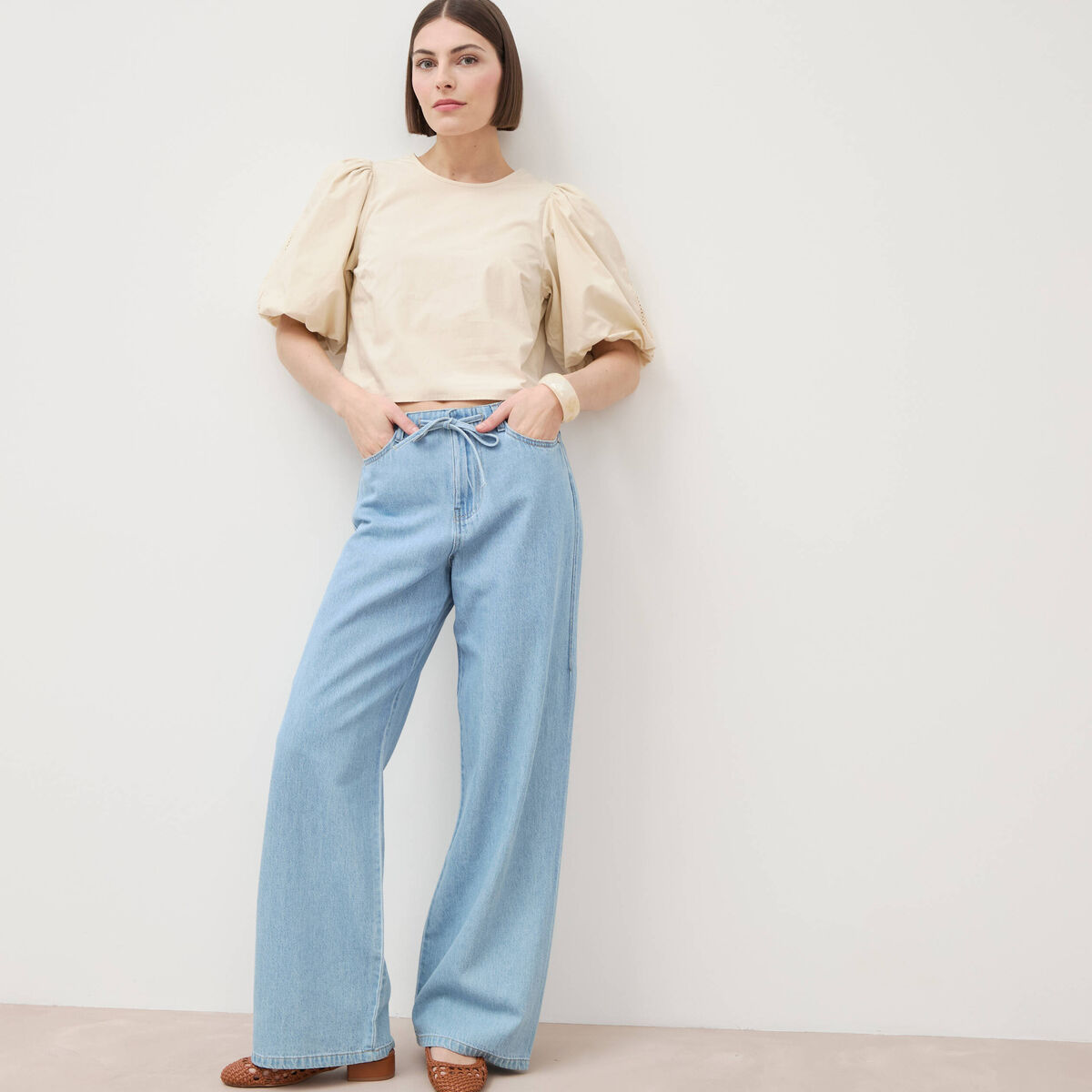 Jeans large taille standard en coton denim bleach femme
