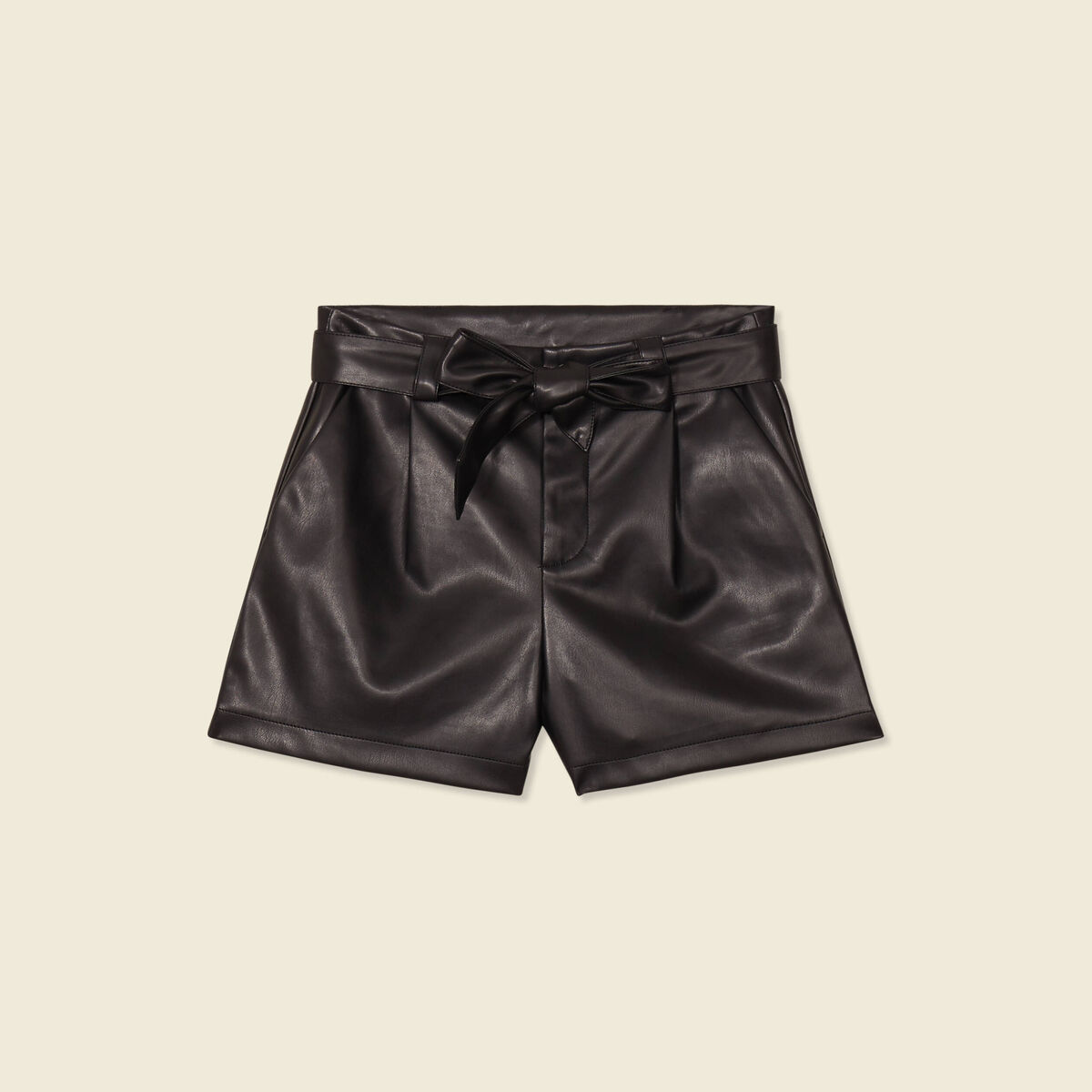 Short similicuir ceinturé noir femme