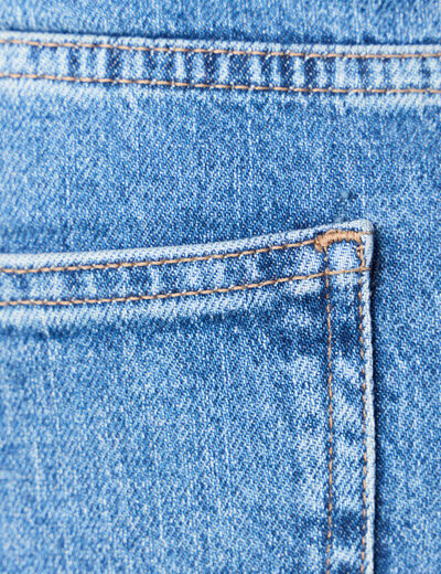 Jeans flare boutonné denim brut femme