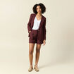 Short droit avec pinces bordeaux femme