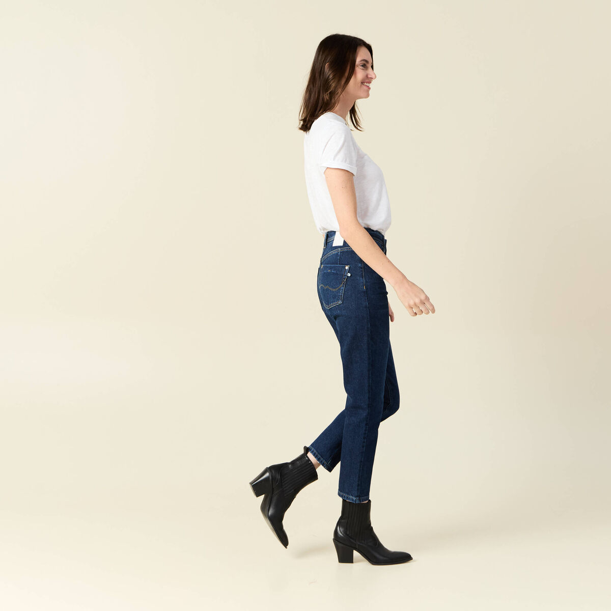 Jeans mom slim denim brut femme