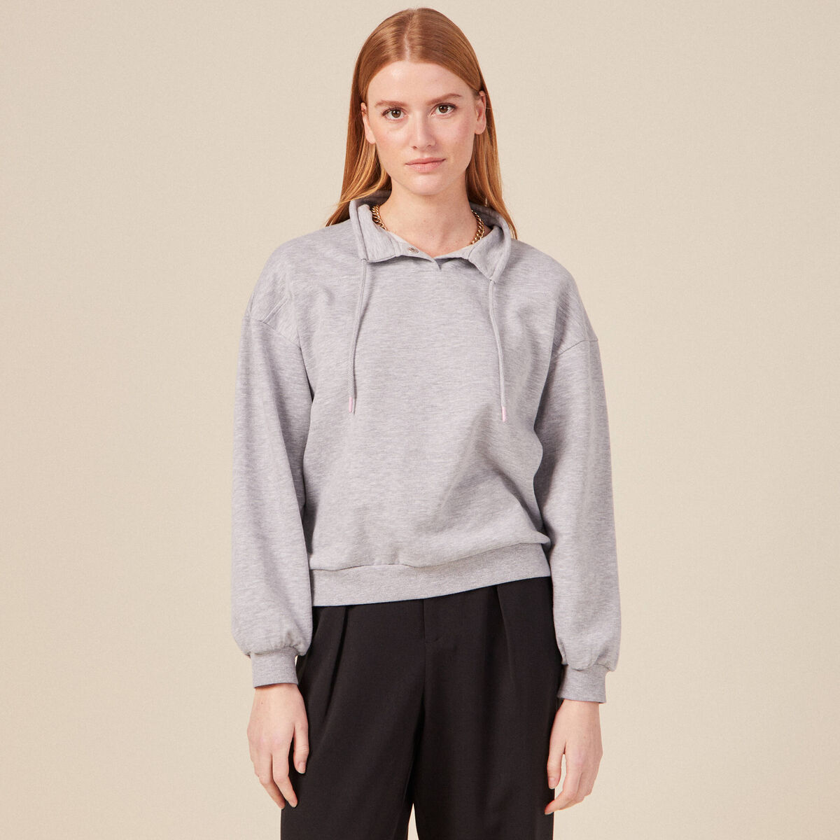 Sweat col camionneur boutonn&eacute; gris femme
