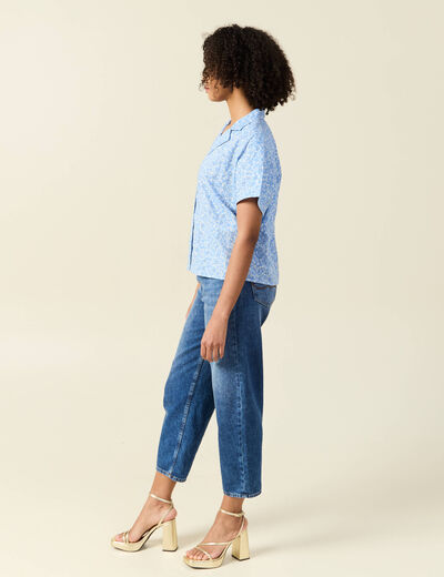 Chemise manches courtes brodée bleu clair femme
