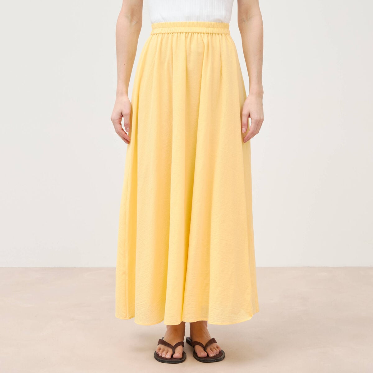 Jupe longue &eacute;vas&eacute;e en coton doubl&eacute;e jaune clair femme