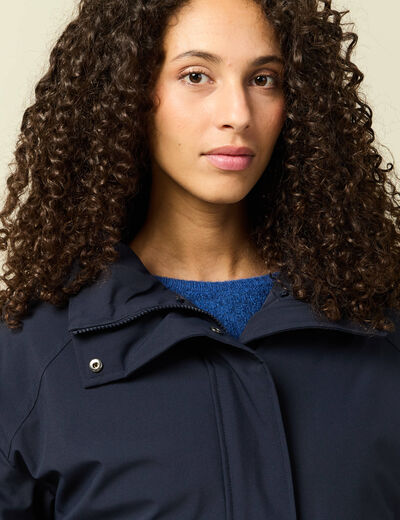 Manteau droit court col classique bleu fonc&eacute; femme