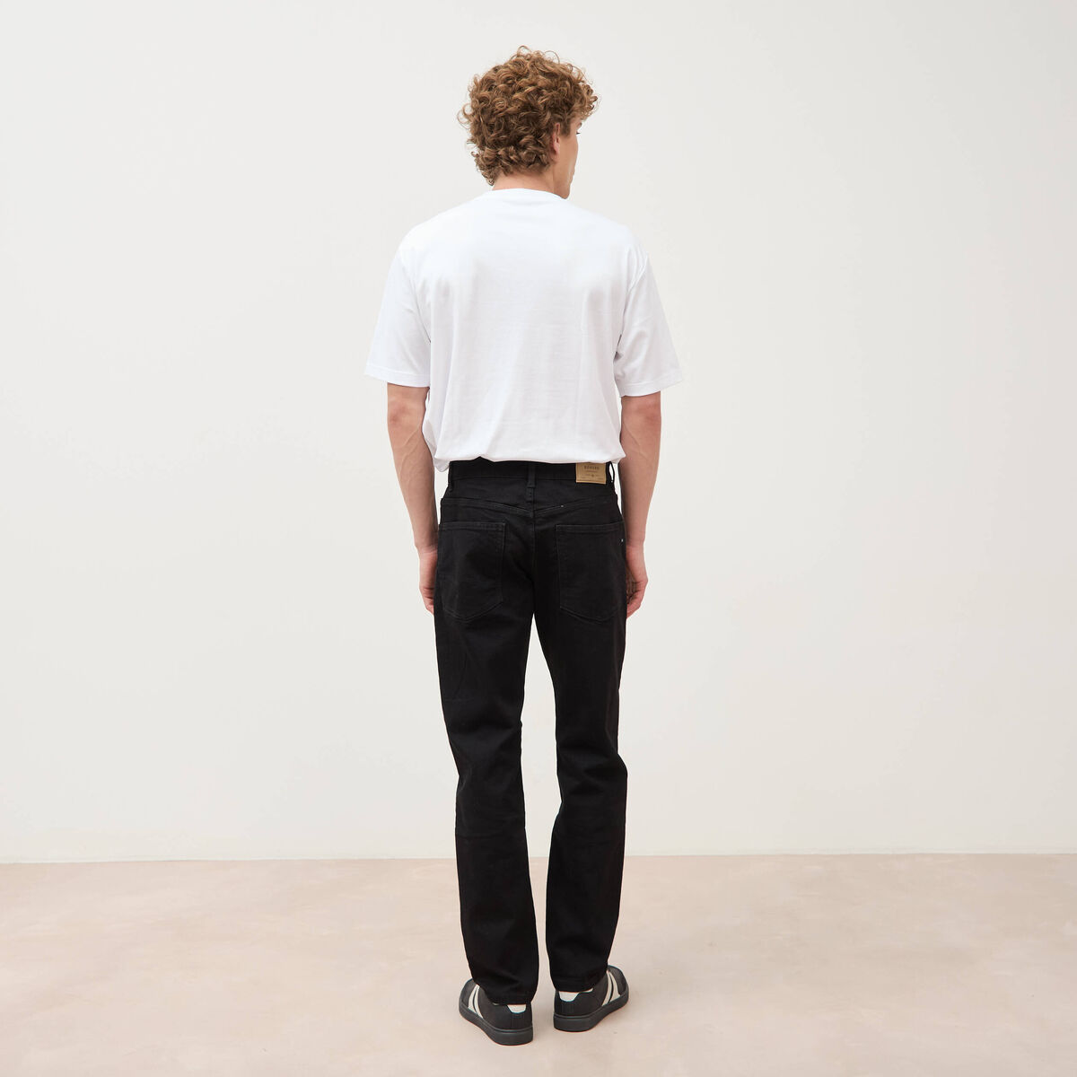 Jeans straight longueur 32 denim noir homme