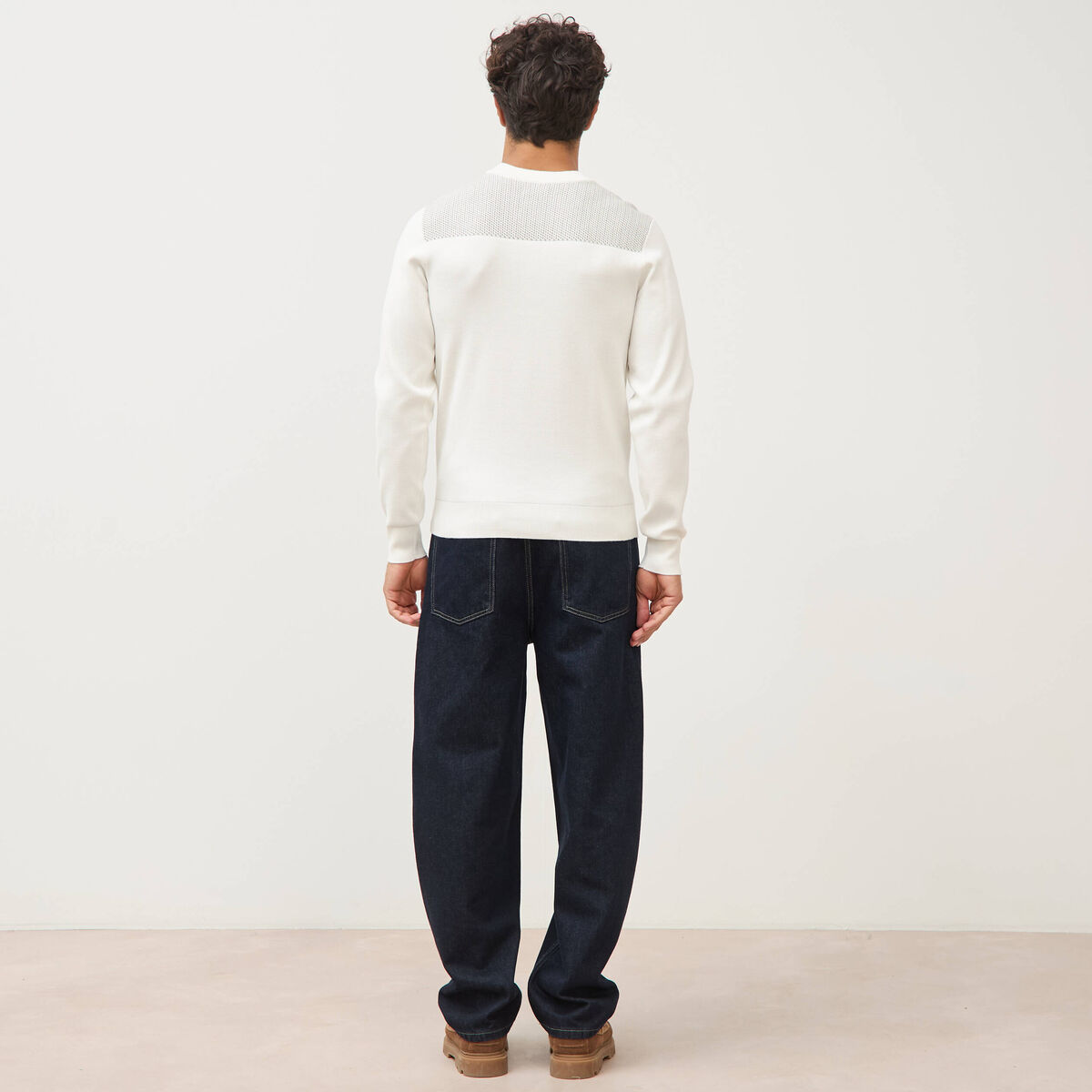 Pull droit fin col rond manches longues ecru homme