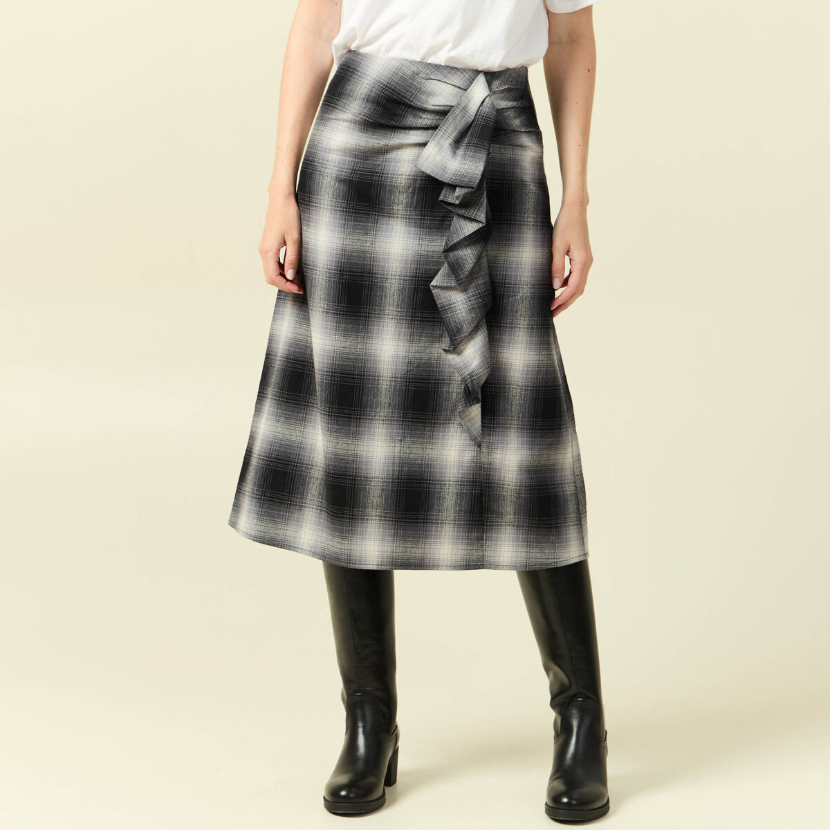 Jupe &eacute;vas&eacute;e en coton noir femme
