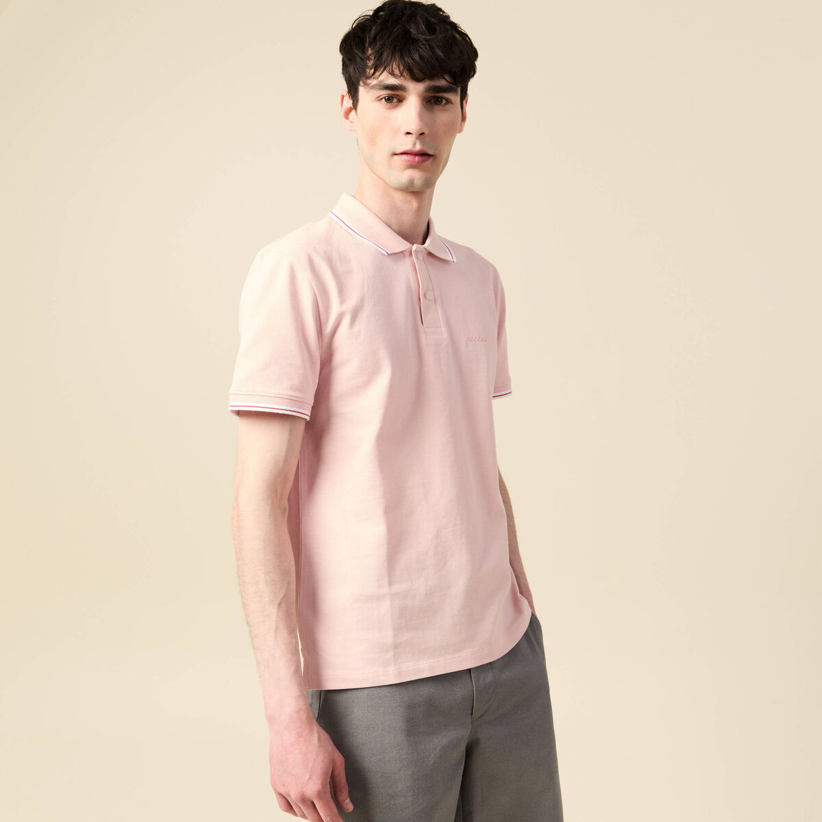 Polo cintr&eacute; en coton manches courtes rose clair homme