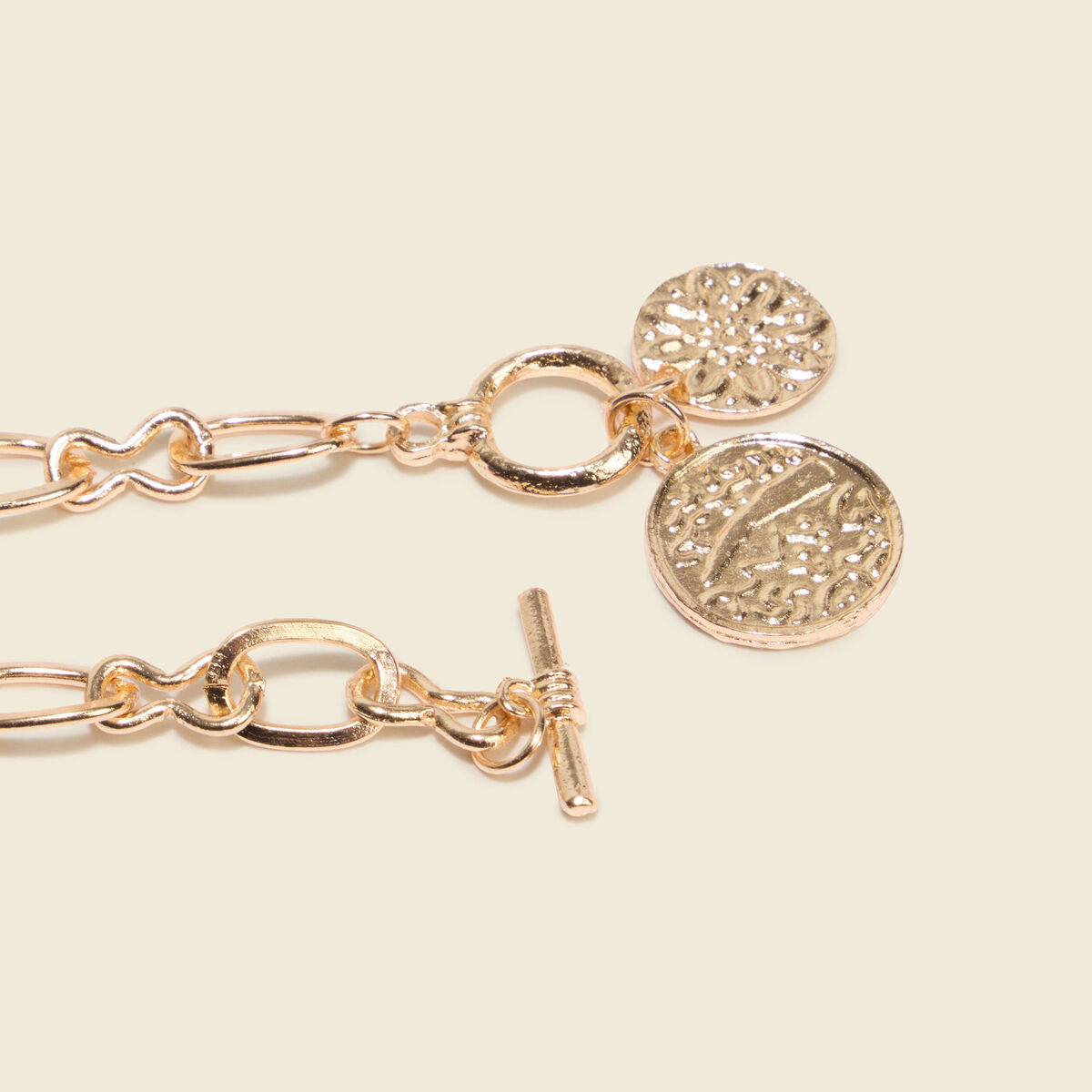 Bracelet avec cha&icirc;ne couleur or femme