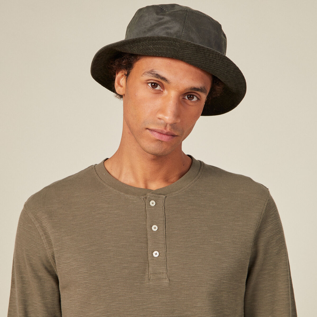 Bob réversible velours vert kaki homme