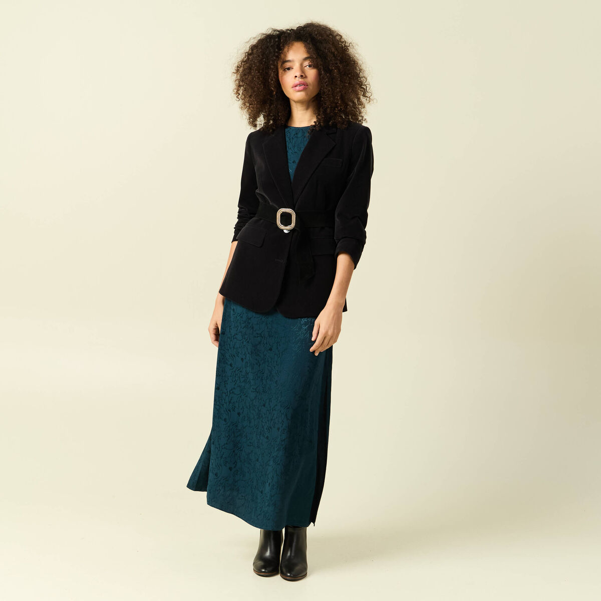 Robe sans manches bleu fonc&eacute; femme