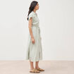 Robe longue &eacute;vas&eacute;e ceintur&eacute;e vert olive femme