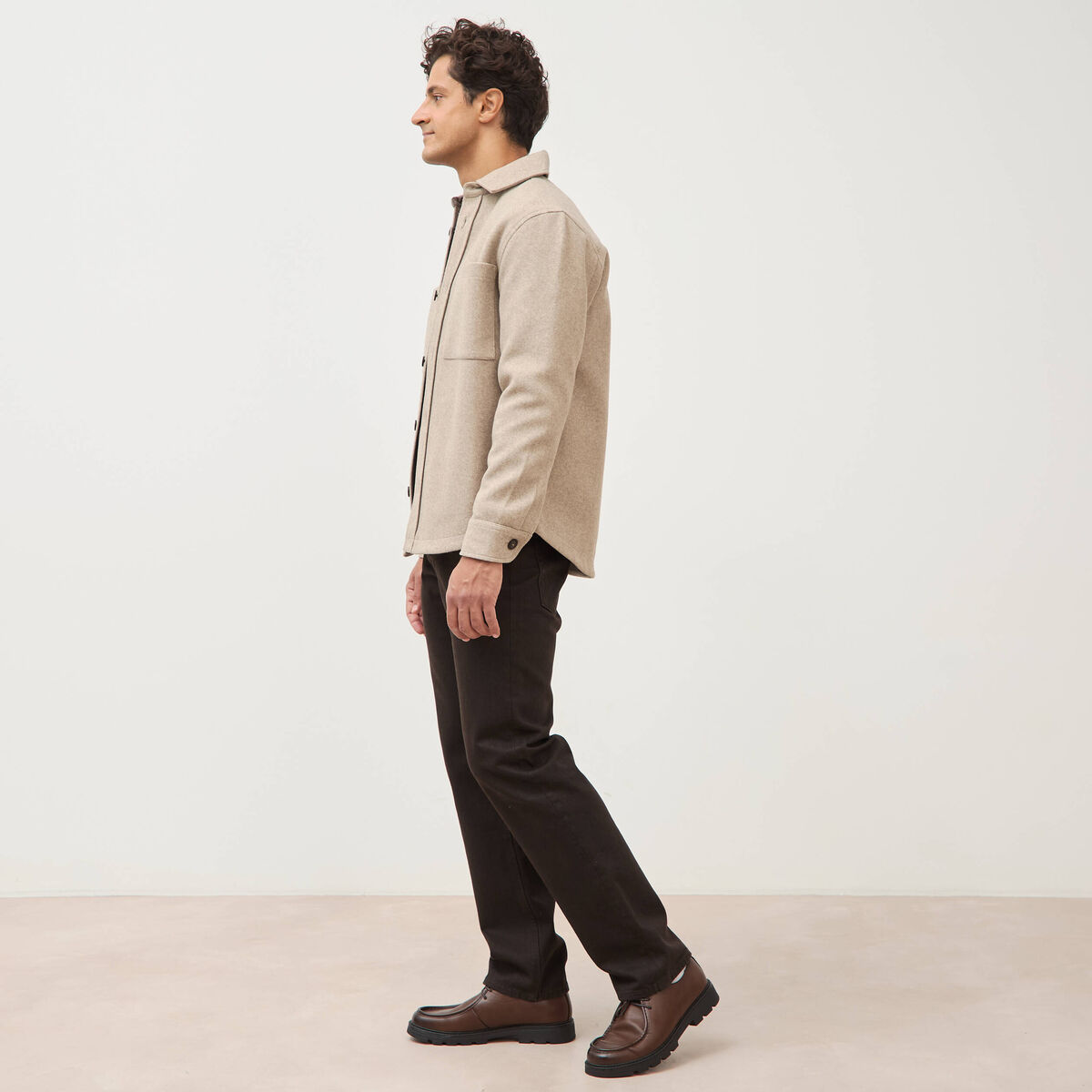 Surchemise boutonn&eacute;e beige homme