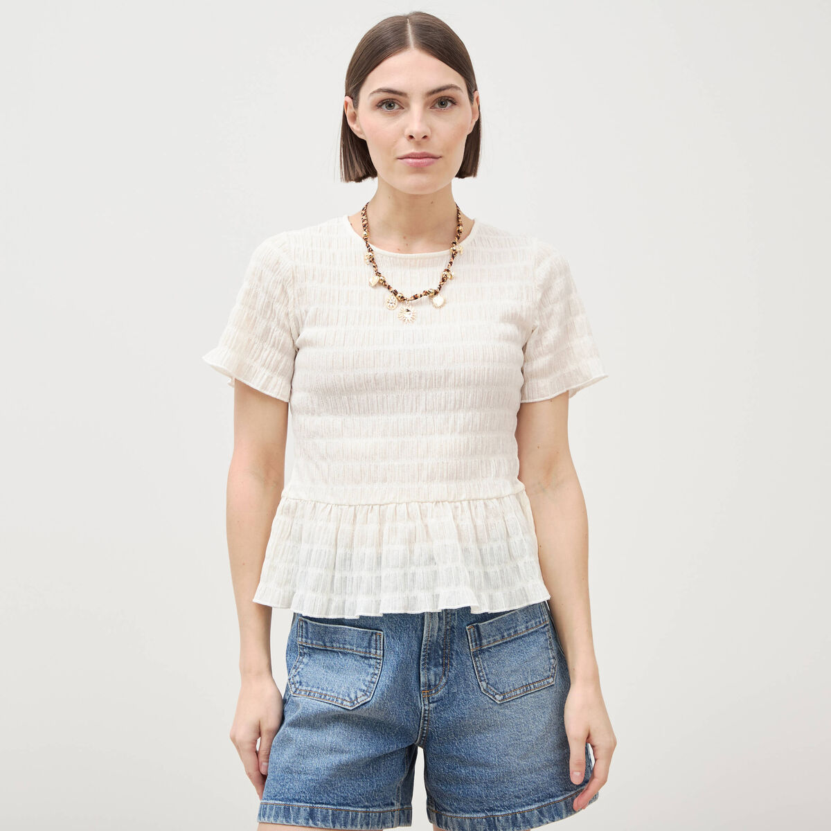 T-shirt cintr&eacute; fronc&eacute; manches courtes ivoire femme