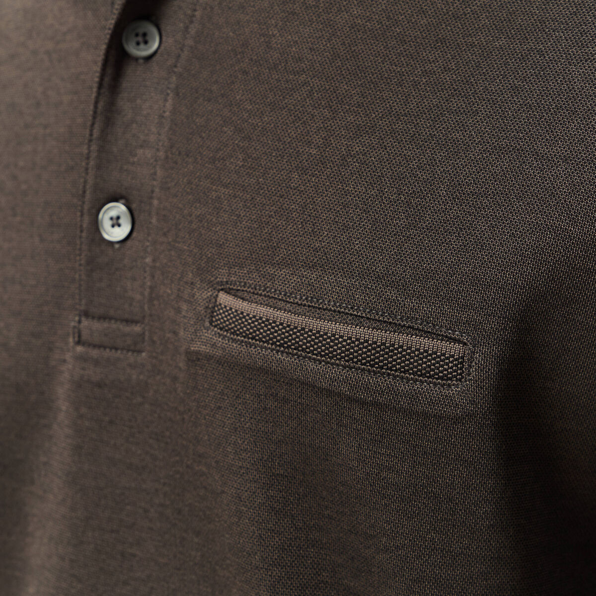 Polo cintr&eacute; manches longues marron fonc&eacute; homme