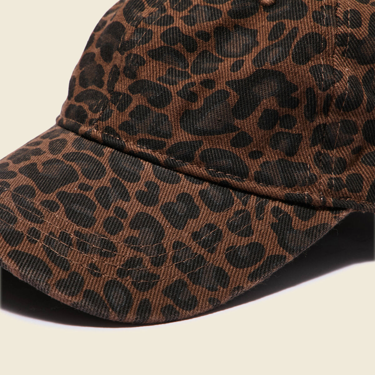 Casquette en coton marron foncé femme