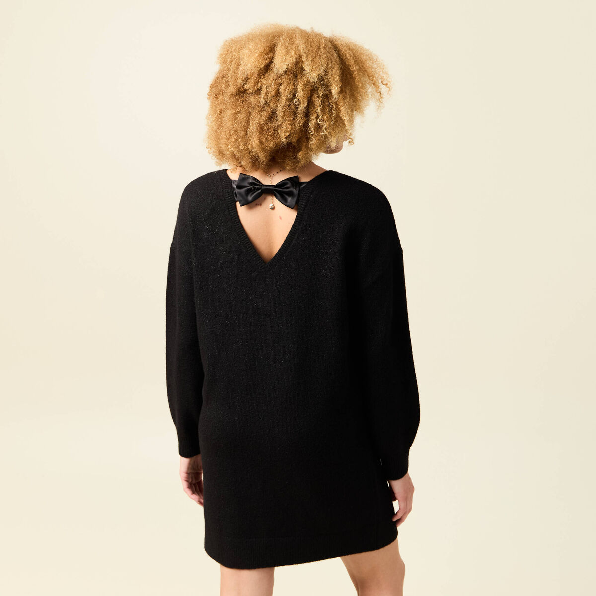 Robe pull fin manches longues noir femme