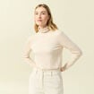 Pull fin col roul&eacute; manches longues creme femme