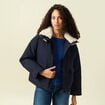 Manteau droit court col classique bleu fonc&eacute; femme