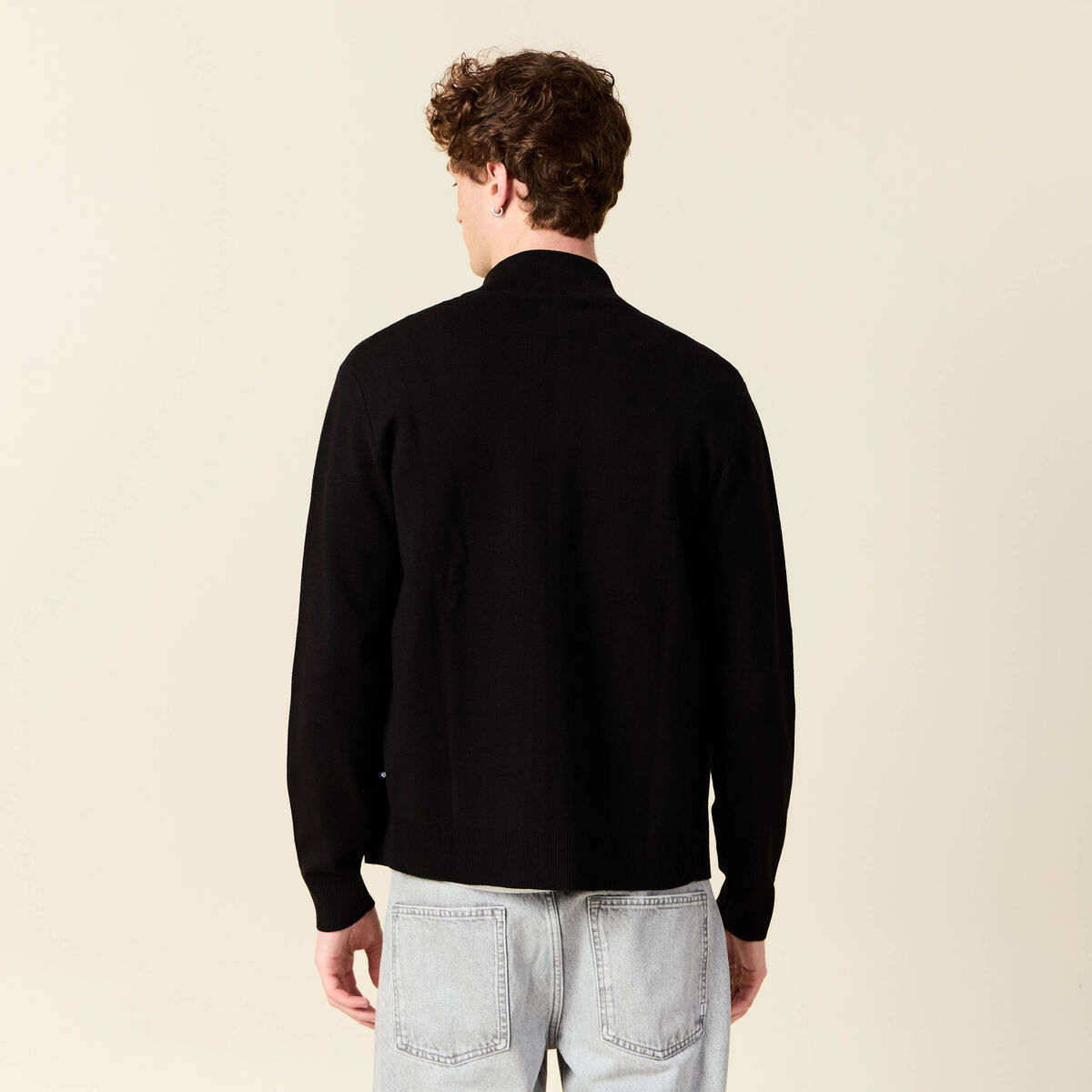 Gilet manches longues zippé noir homme