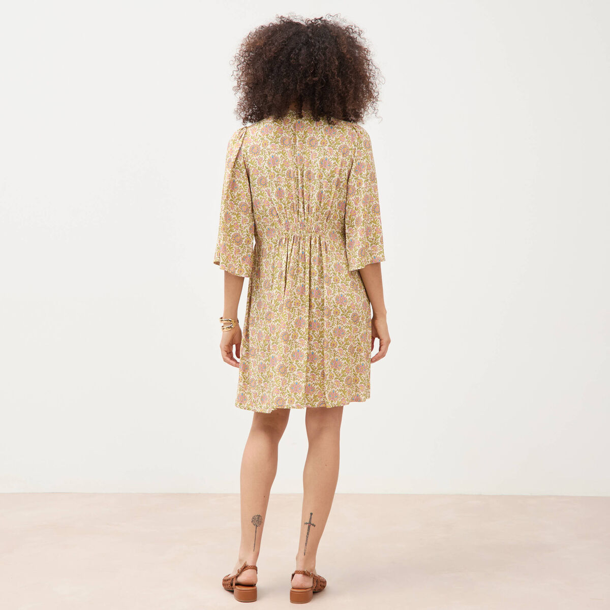 Robe fluide col v manches courtes vert femme