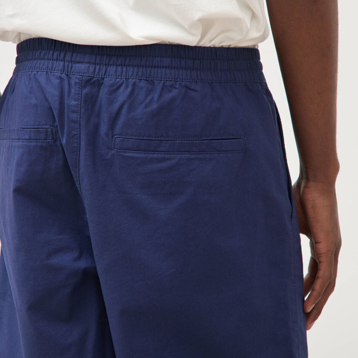 Bermuda en coton bleu fonc&eacute; homme