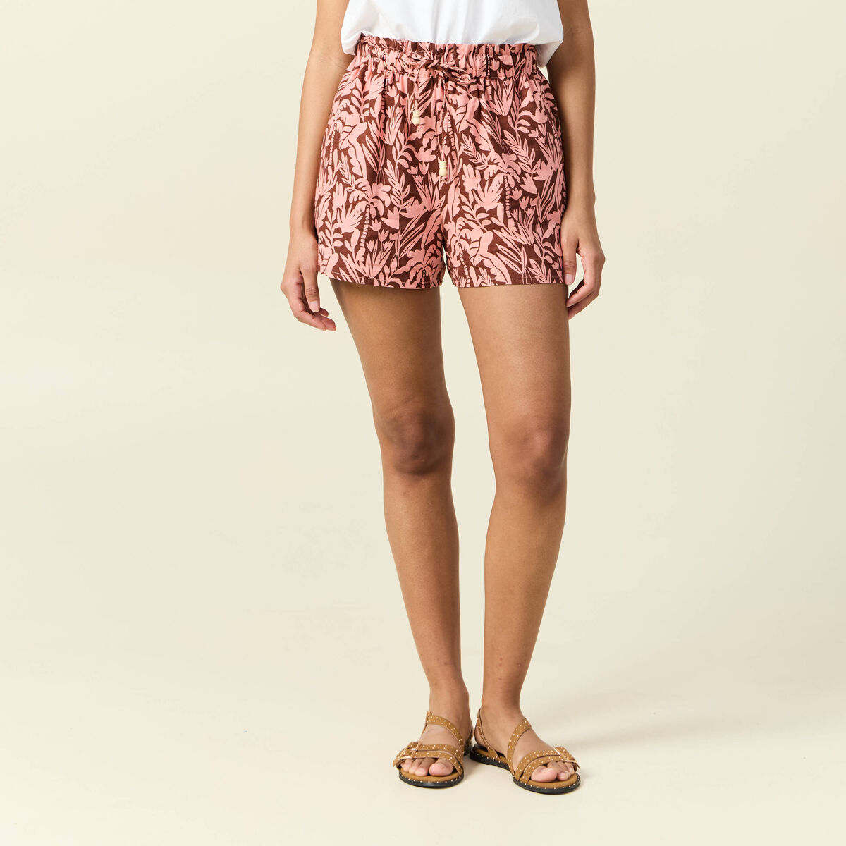 Short droit marron foncé femme
