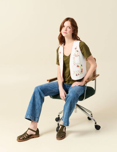 Cardigan droit court brod&eacute; sans manches ecru femme