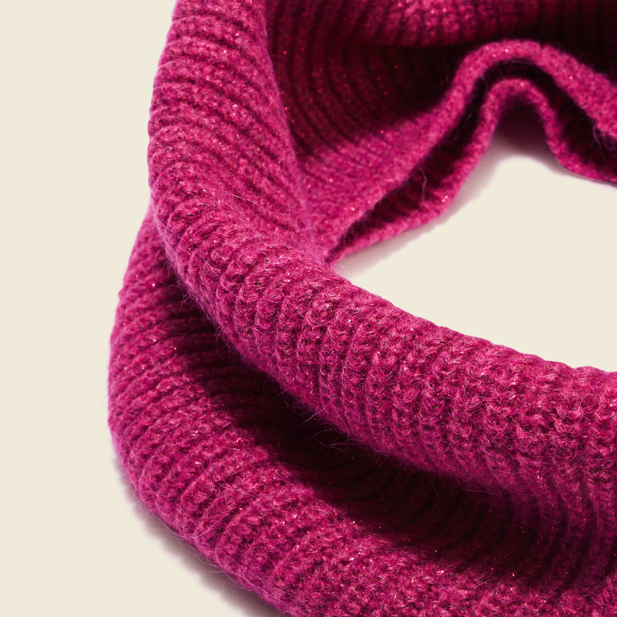 Snood tricoté fabriqué en France rose fushia femme