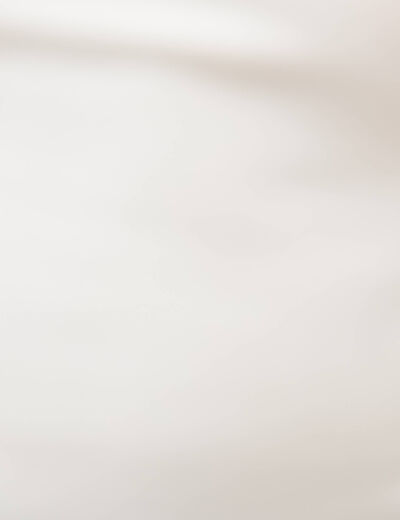 T-shirt ajust&eacute; col rond manches courtes blanc femme