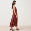 Robe sans manches col v marron cognac femme