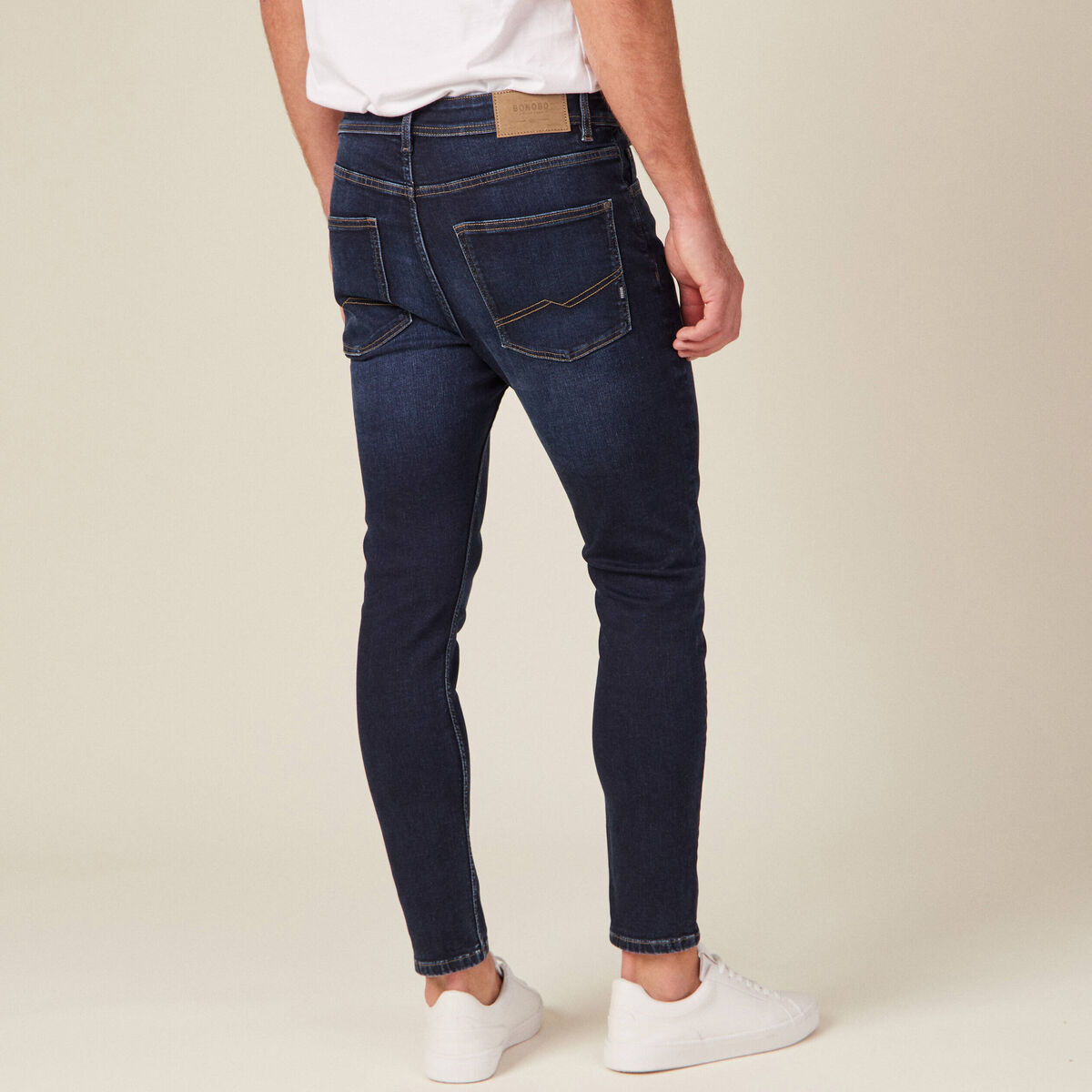Jeans tapered 5 poches denim brut homme