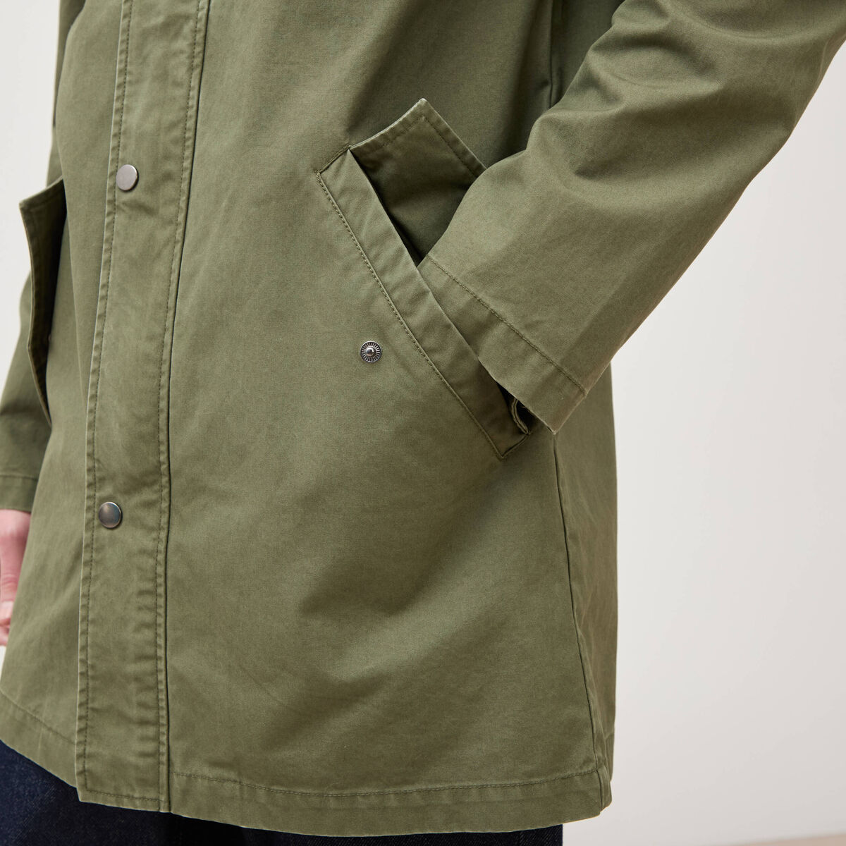 Parka droite mi-longue &agrave; capuche vert kaki homme