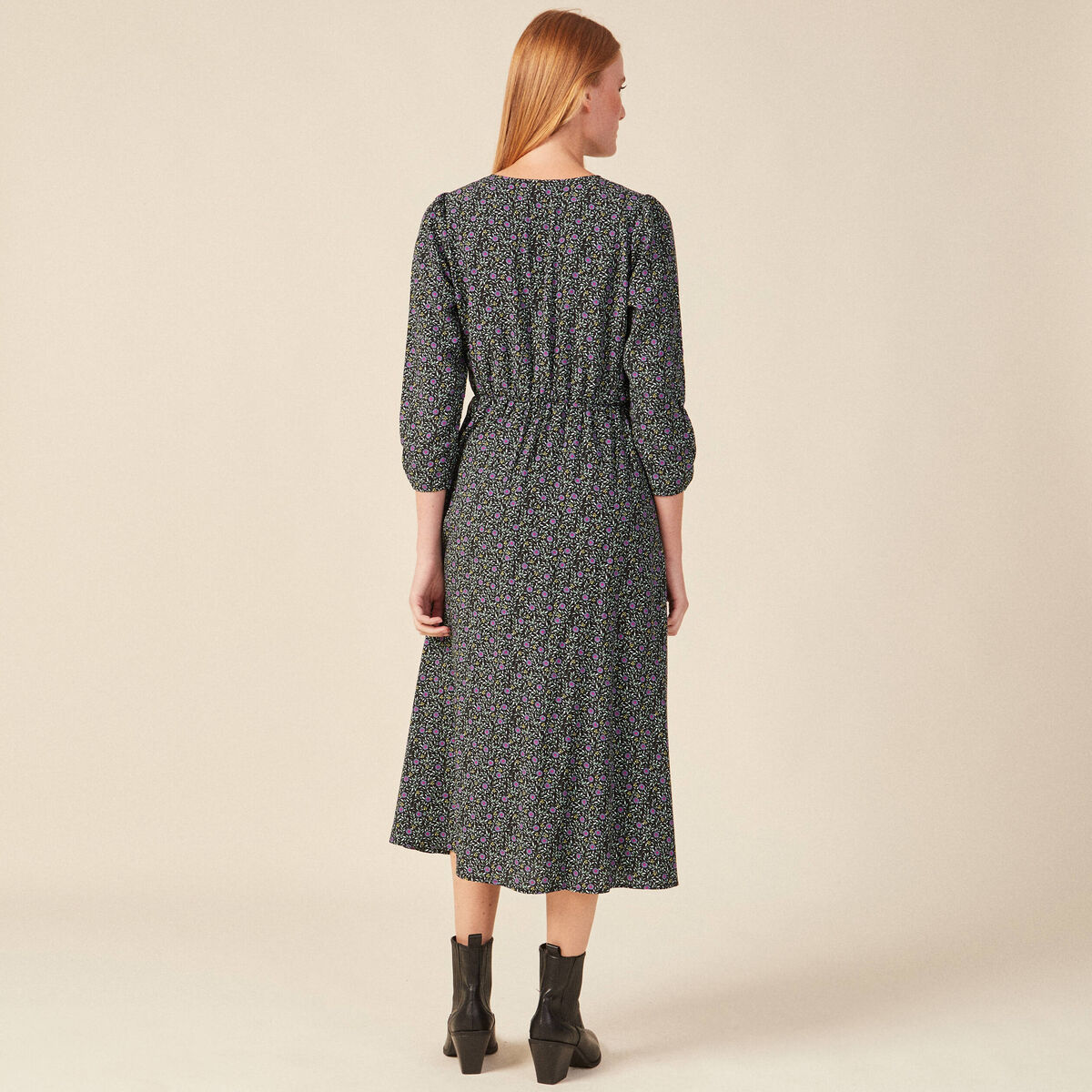 Robe droite 3/4 col v manches fluides noir femme