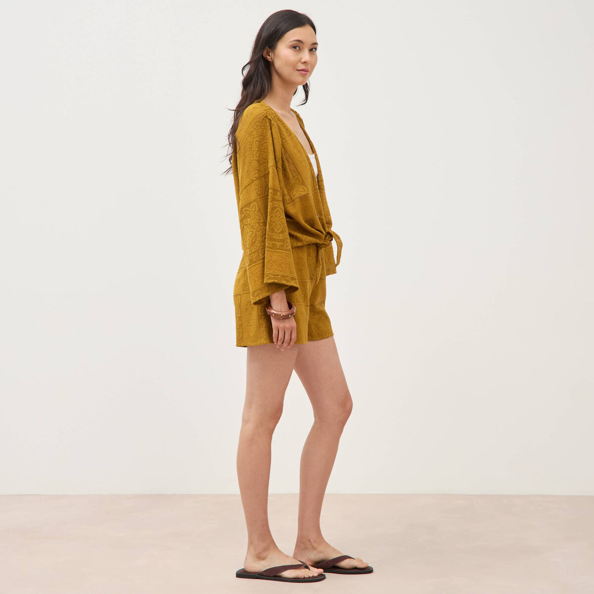 Gilet ajour&eacute; col v manches coude vert olive femme