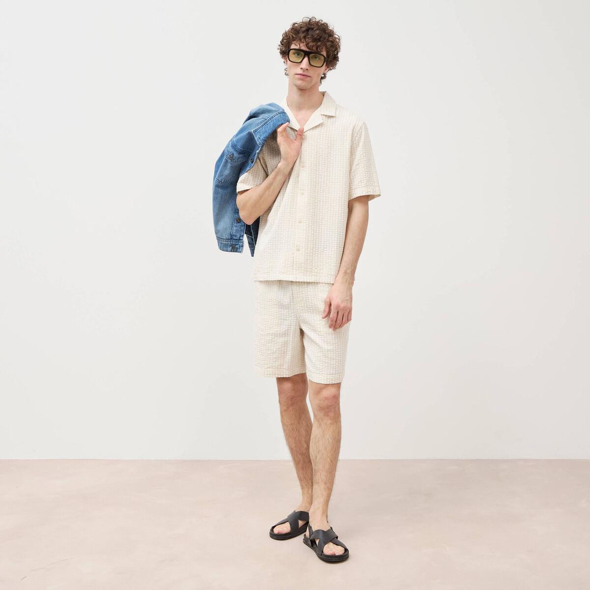 Bermuda coupe droite beige homme