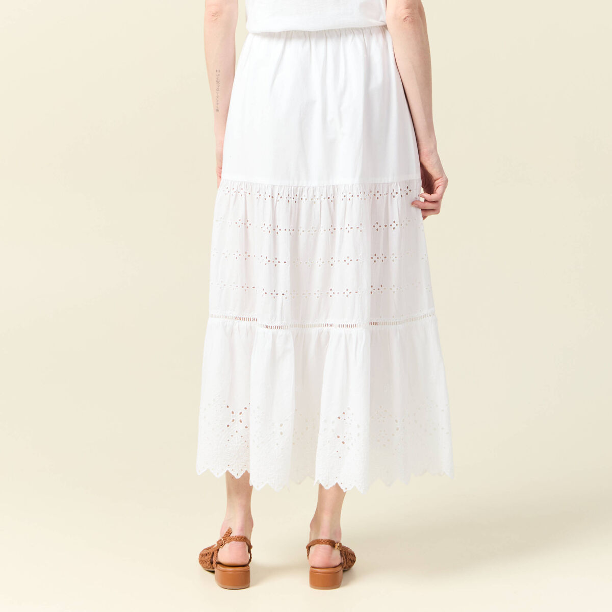 Jupe longue droite brodée ecru femme