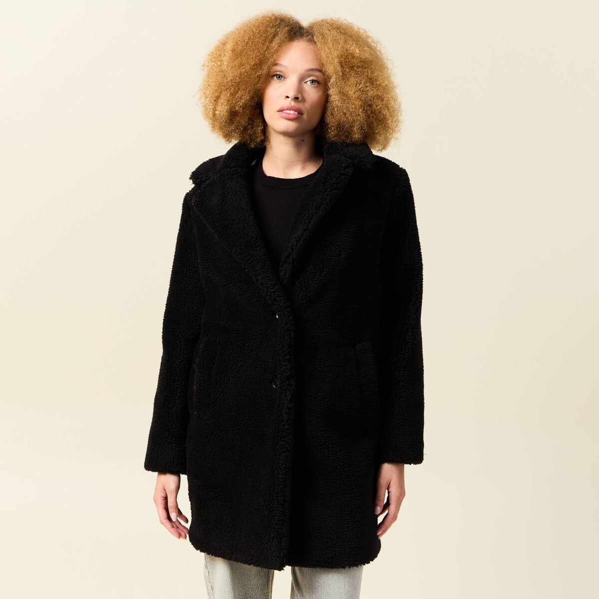 Manteau long laine mouton noir femme