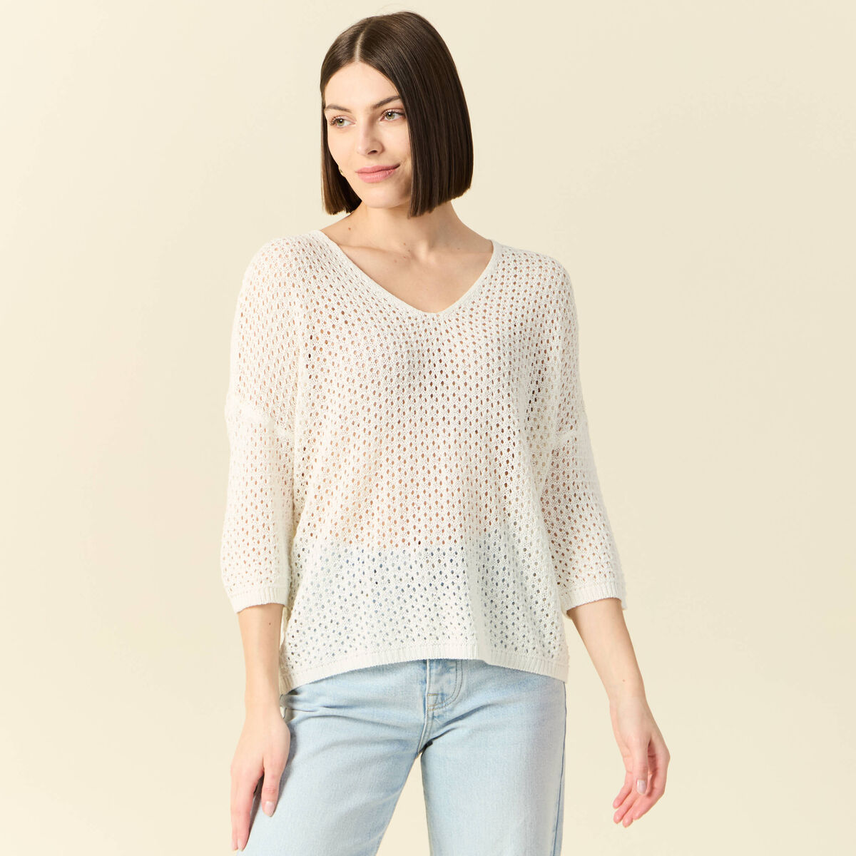 Pull ajour&eacute; col v manches 3/4 ecru femme