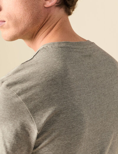 T-shirt cintr&eacute; col rond manches courtes taupe homme