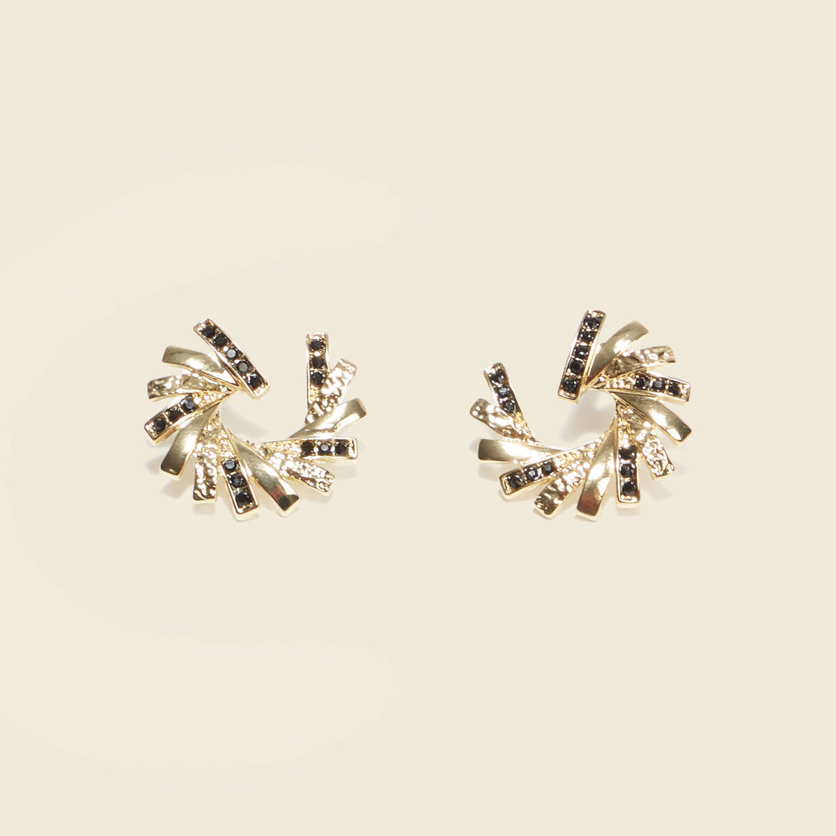 Boucles d'oreilles clous noir femme