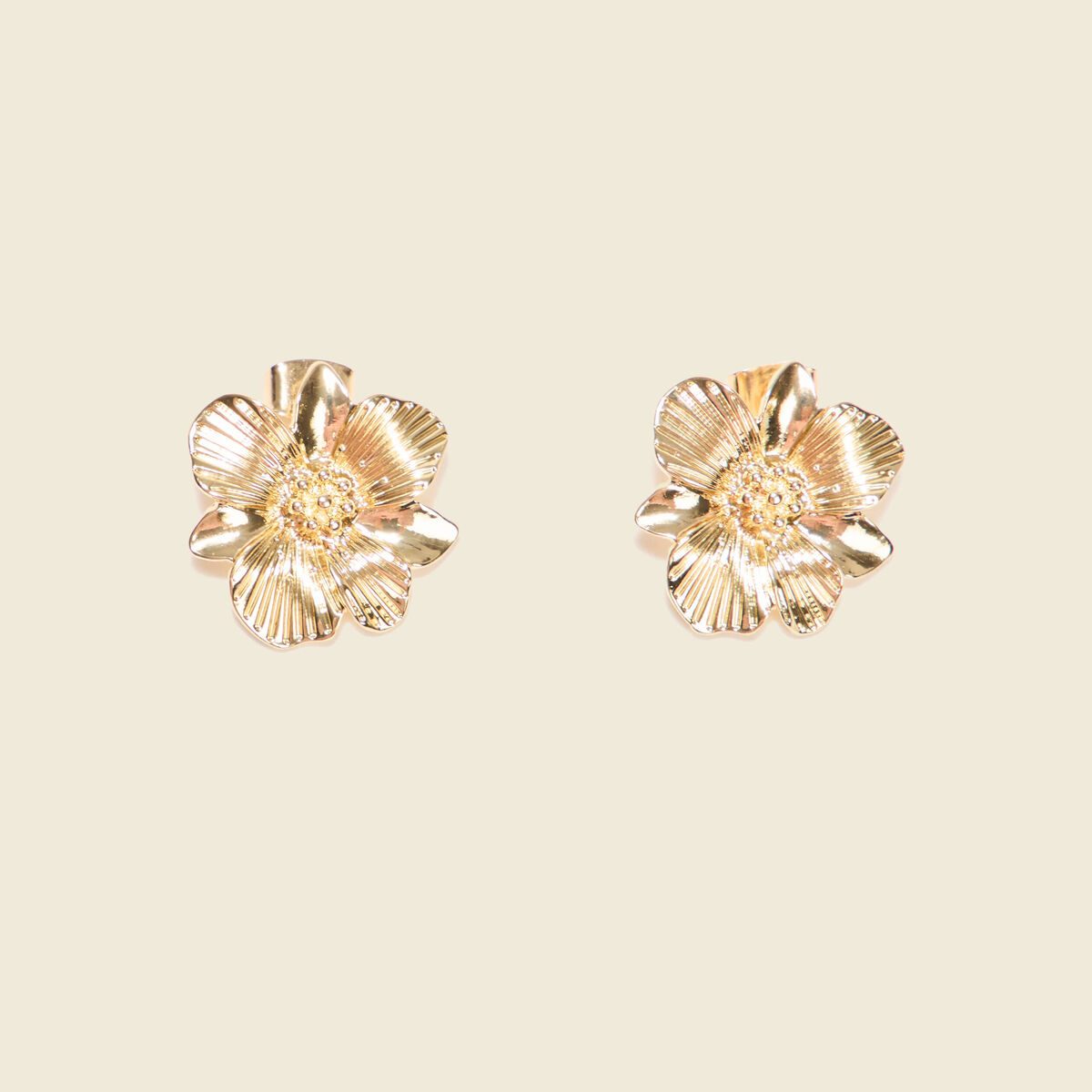 Boucles d'oreilles clous couleur or femme