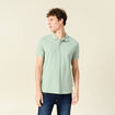 Polo cintr&eacute; en coton manches courtes vert homme
